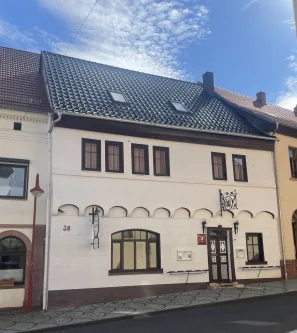 Vorderansicht - Gastgewerbe/Hotel kaufen in Mansfeld - Historisches Gebäude in Zentrum von Mansfeld 