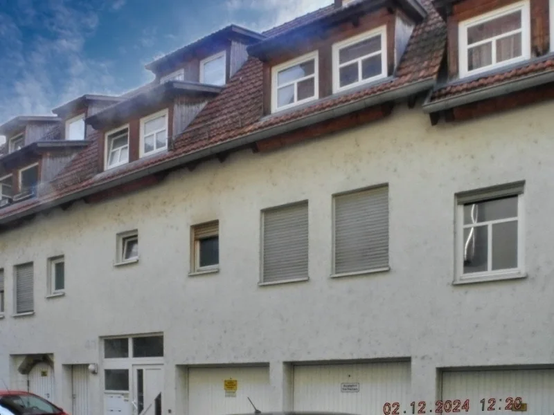 Gebäudevorderseite - Wohnung kaufen in Besigheim - Sehr schöne, zentral gelegene 3-Zimmer-Wohnung im Stadtzentrum von Besigheim mit zugehöriger Garage