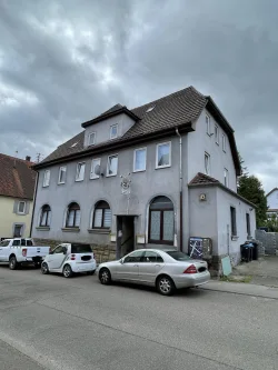 Frontansicht - Haus kaufen in Schwaigern - Zwangsversteigerung Ende 2024 - Anfg. 2025, Mehrfamilienwohnhaus in 74193 Schwaigern, Bahnhofstraße 