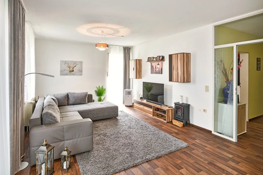 Titelbild - Wohnung kaufen in Nordhorn - Selbst einziehen oder vermieten - City-Wohnung mit Balkon und Stellplatz!