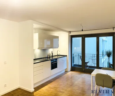 Einbauküche - Wohnung kaufen in Frankfurt am Main / Westend-Süd - ELVIRA, Frankfurt Westend -  als Kapitalanlage oder zum Selbstbezug, 2-Zimmer-Wohnung in TOP LAGE!