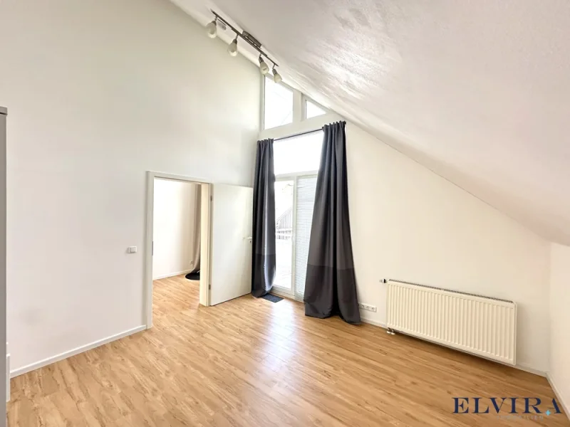 Schlafzimmer 3 - Wohnung mieten in Riemerling - ELVIRA! Hohenbrunn - schöne und helle 4-Zimmer-Wohnung mit zwei sonnigen Balkonen