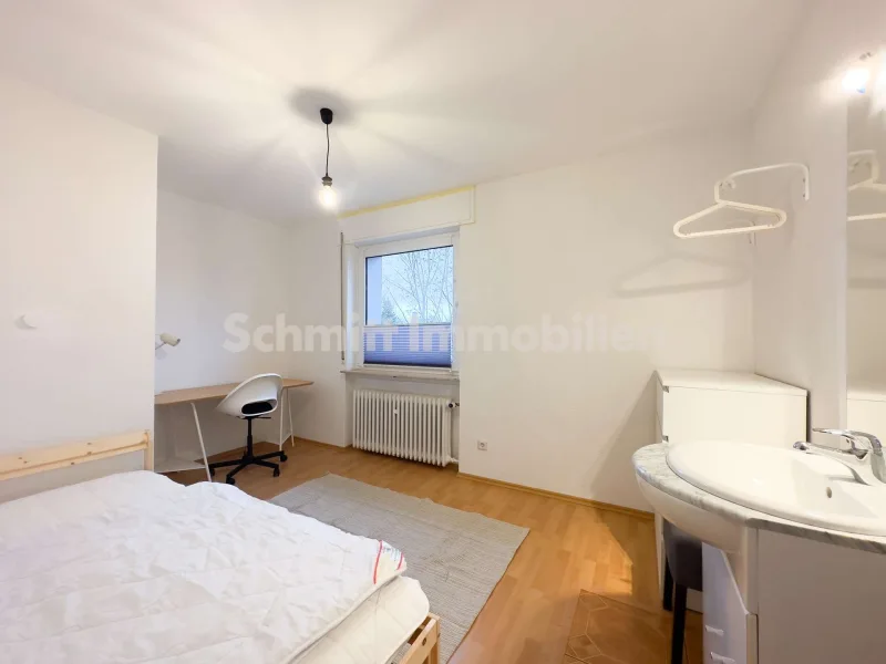 Zimmer Ansicht 1 - Wohnung mieten in Frankfurt am Main - Möbliertes WG-Zimmer in F-Nied // All-Inclusive 590 € Fix-Miete