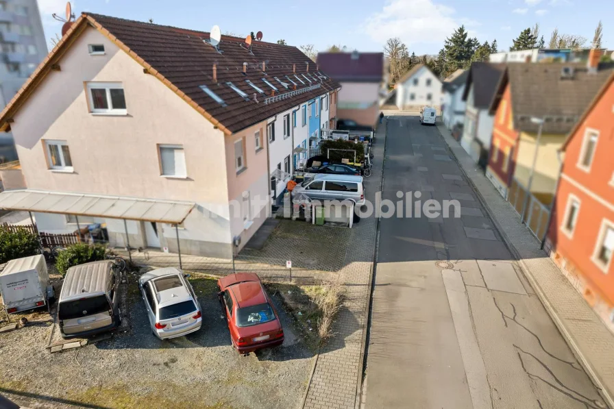 Gemein.-Grundstück Stellplatz