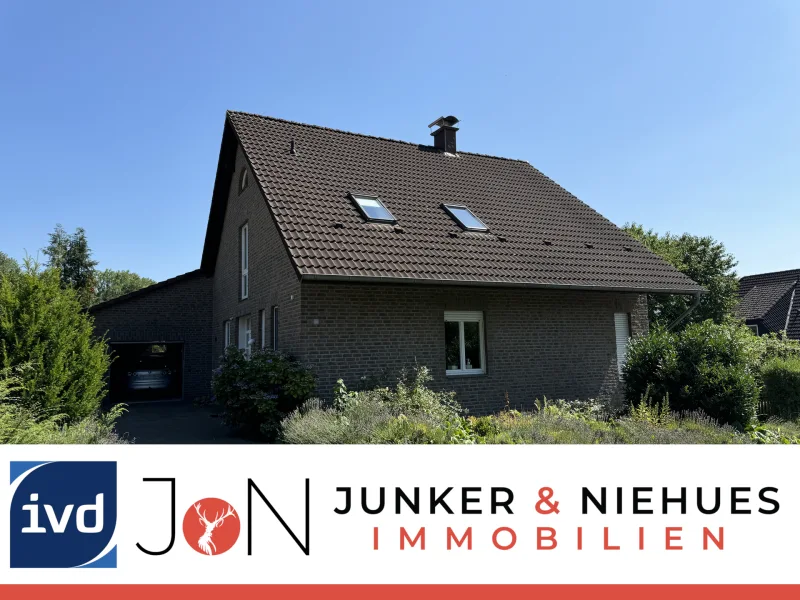 www.junkerundniehues.de - Haus kaufen in Steinhagen - Großes Einfamilienhaus mit schönem Garten, direkt am Feld