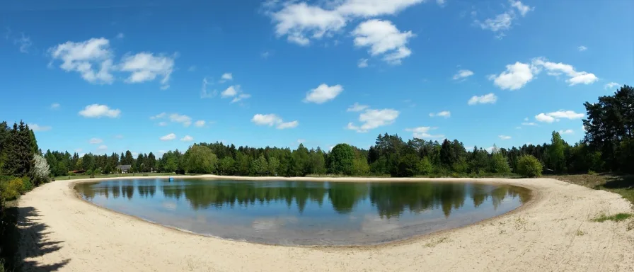 Der schöne große Badesee - Freizeitimmobilie kaufen in Gifhorn - Ein schönes kleines Haus am See