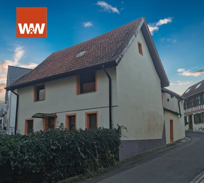 Hausfront 1 - Haus kaufen in Aspisheim - #Grundsolides Objekt benötigt teilweise Sanierung