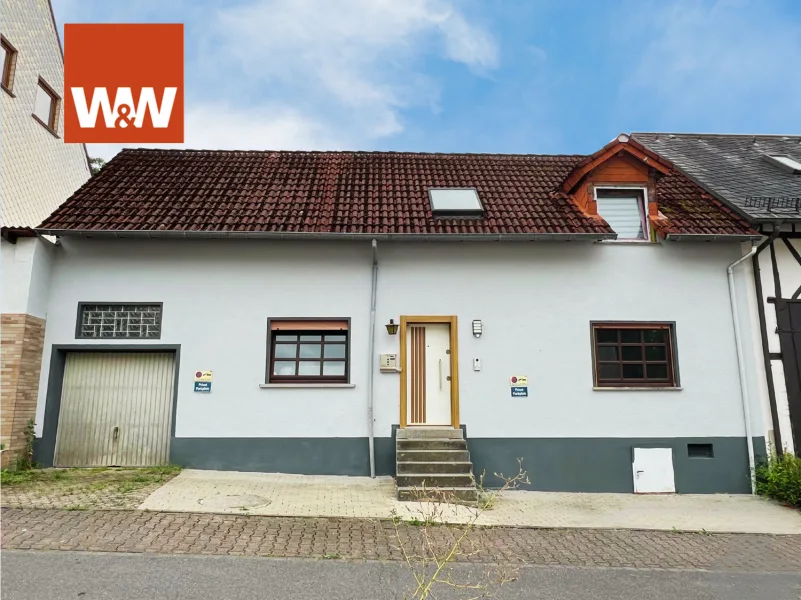 Hausfront - Haus kaufen in Maxsain - #Gemütliches Einfamilienhaus mit großen Grundstück und luxuriösen Bädern...