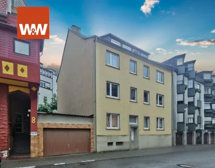 Hausfront  - Wohnung mieten in Neunkirchen/Saar - # sanierte Etagenwohnung