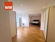 Schlafzimmer mit integriertem Ankleidebereich