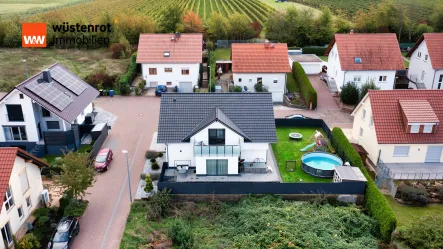 Hausfront West - Haus kaufen in Bornheim - Ihr Traumhaus: Modernes Wohnen mit großzügigem Garten und hochwertiger Ausstattung