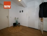 Alle Zimmer von der  Diele aus begehbar!