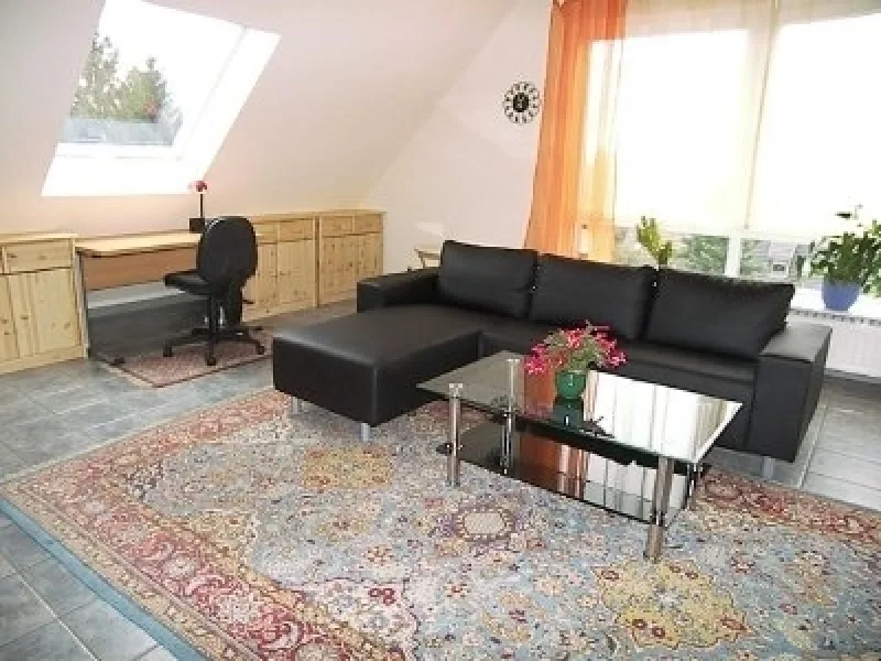 Wohnen - Wohnung mieten in Saarbrücken - ** Gemütliche Dachgeschosswohnung mit Loggia in Saarbrücken auf dem oberen Rastpfuhl**