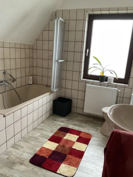 Badezimmer Dachgeschosseinheit