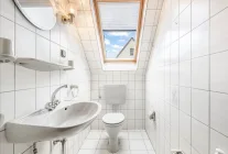 Toilette im Dachgeschoss