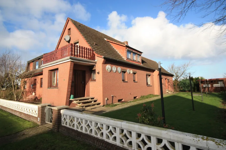 Zugangsansicht - Haus kaufen in Thedinghausen - Solide Doppelhaushälfte mit viel Platz in ländlicher Umgebung!