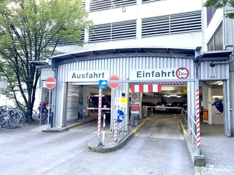 Parkhaus an der Laube - Garage/Stellplatz mieten in Konstanz - Tiefgaragenstellplatz zwischen Altstadt und Paradies