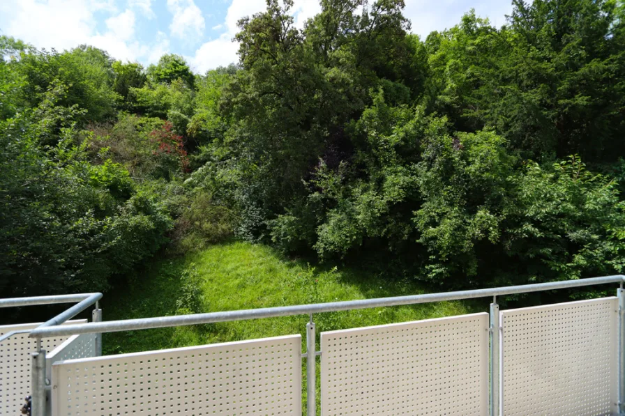 Balkon mit Blick ins Grüne