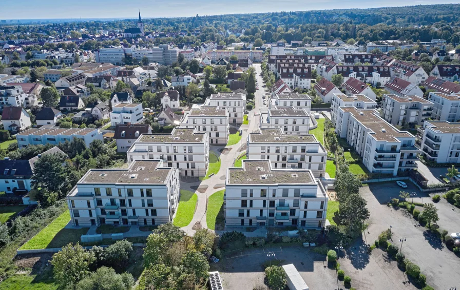 austattung-oberursel-außen - Wohnung kaufen in Oberursel (Taunus) - 3-Zimmer-Wohnung mit Abstellraum, Gäste-WC und 2 Dachterrassen