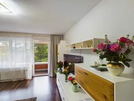 Titelbild - Wohnung kaufen in Laatzen - Charmante 2-Zimmer Wohnung in Laatzen