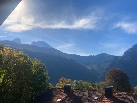 Aussicht - Wohnung kaufen in Schönau am Königssee - Traumhafte 4-Zimmer-Dachgeschosswohnung in Schönau am Königssee