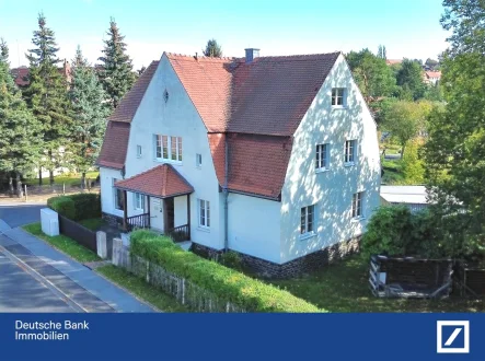 Außenansicht - Haus kaufen in Olbersdorf - Tolle Lage mit vielen Möglichkeiten