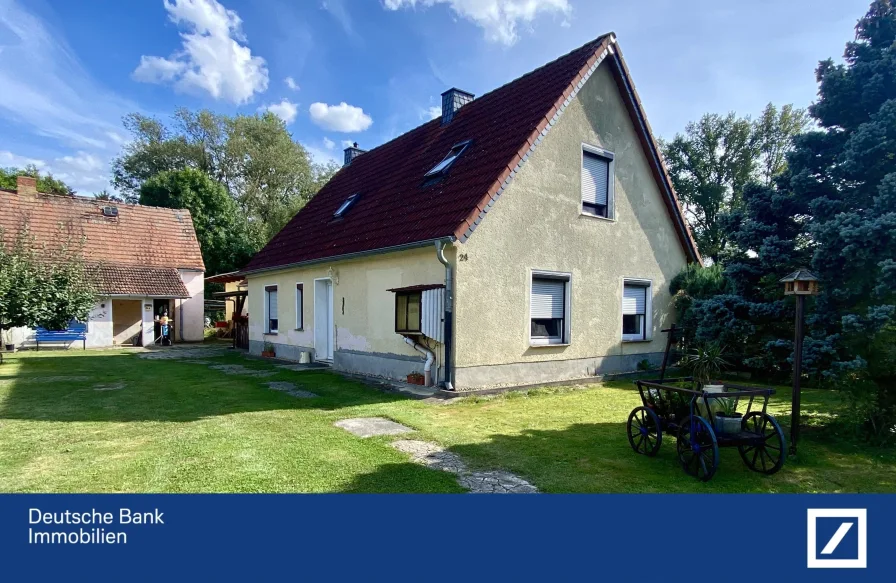 Haupthaus  - Haus kaufen in Boxberg - Ein Grundstück mit Haupt -und Gästehaus