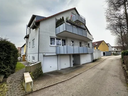 Außenansicht - Wohnung kaufen in Herrenberg - Wohnen am idyllischen Aischbach in Herrenberg 