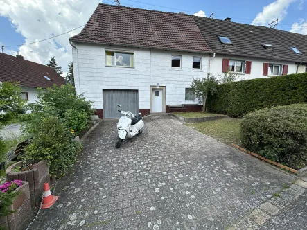 Vorderansicht - Haus kaufen in Horb - Schnäppchenhaus für Handwerker, Bastler und Baufüchse