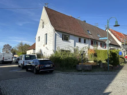 Außenansicht - Haus kaufen in Horb - Reihenendhaus sucht Handwerker, Bastler und Baufüchse zur Regenerierung.