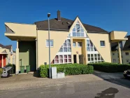 in einem ordentlichen Mehrfamilienhaus