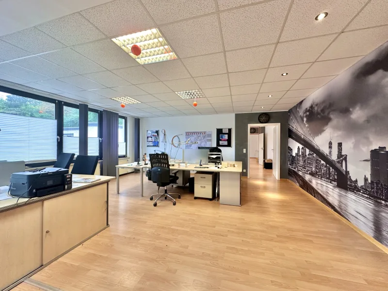 Büro 2