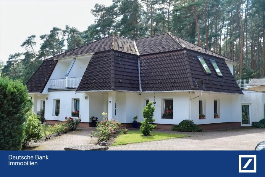 Titelbild - Haus kaufen in Bernau - EINMALIGES ANWESEN - Architekten Doppelhaus für Wohnen und Gewerbe in Bernau-Waldfrieden