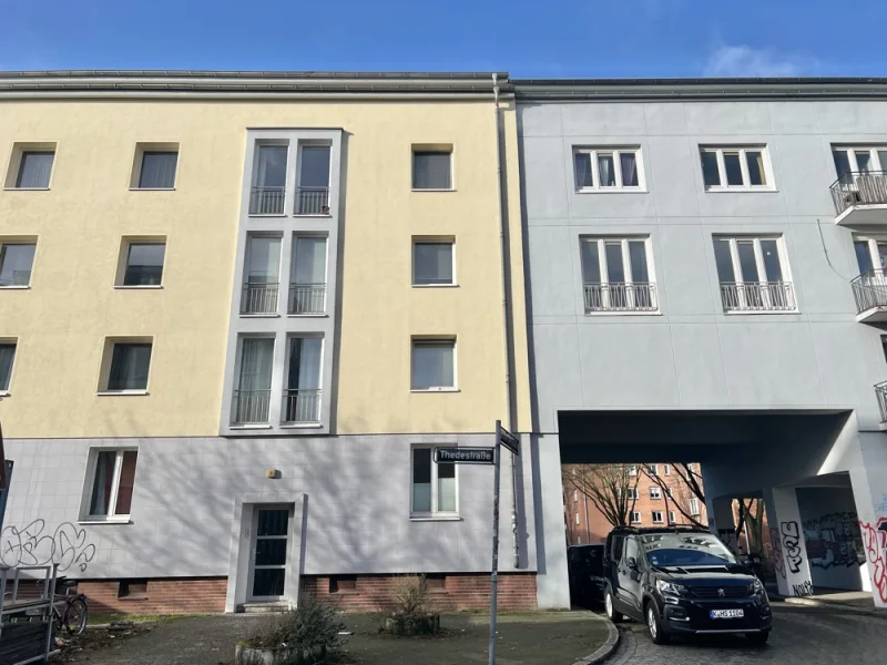 Ansicht - Wohnung kaufen in Hamburg - Gepflegte 1-Zimmer Wohnung mit großer Küche und modernem Bad im Herzen von Hamburg-Altona