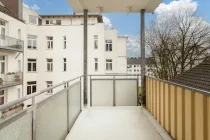 Balkon zum Hinterhof