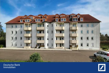 Gartenansicht - Wohnung kaufen in Meuselwitz - Helle gemütliche 2-Raum-Wohnung mit Balkon und Tiefgaragenstellplatz!