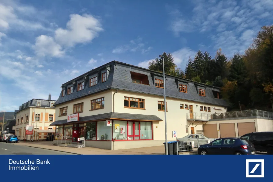 Außenansicht  - Wohnung kaufen in Klingenthal - Dachgeschosswohnung in Klingenthal - Topzustand