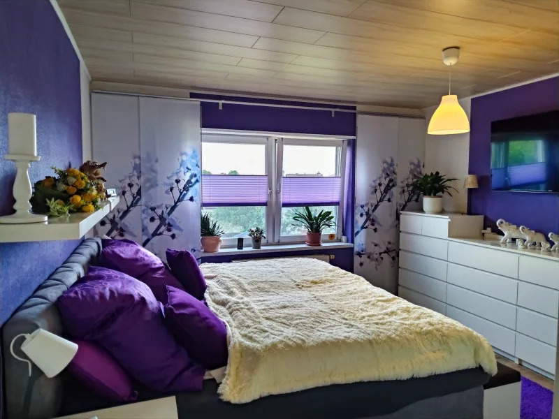 Schlafzimmer OG