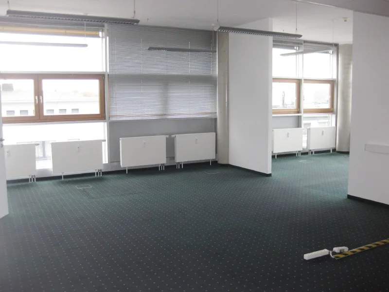 Büro (3)