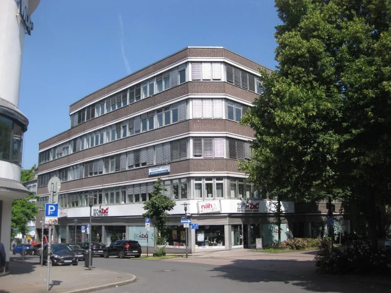 Ansicht - Büro/Praxis mieten in Essen - Modernes Ladenbüro in SUPER CITYLAGE von Essen