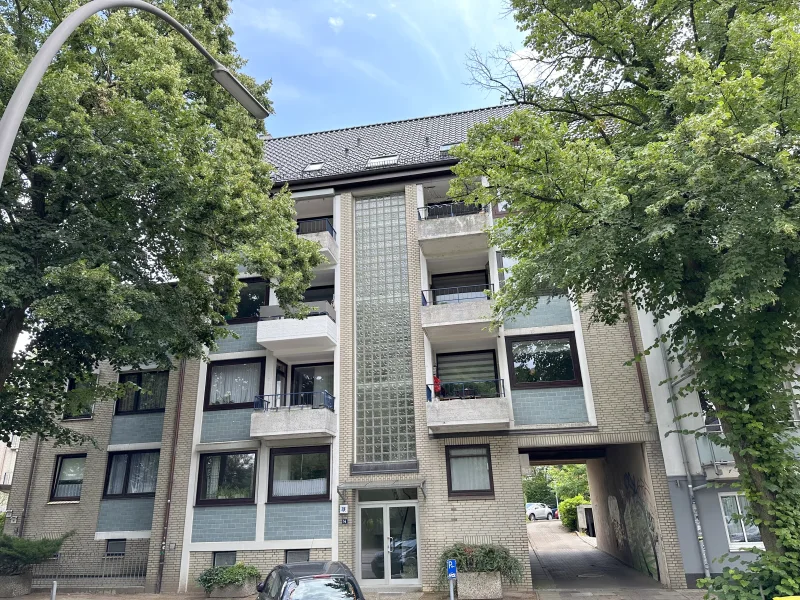 Herzlich Willkommen - Wohnung kaufen in Hamburg - Anlageobjekt: Dachgeschoss-Wohnungen mit Balkon und 2 PKW-Stellplätzen