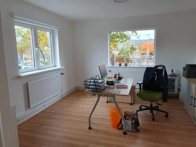 Büro 2