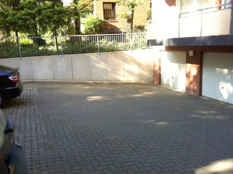 Herzlich Willkommen - Garage/Stellplatz mieten in Hamburg - Außenstellplatz in Niendorf