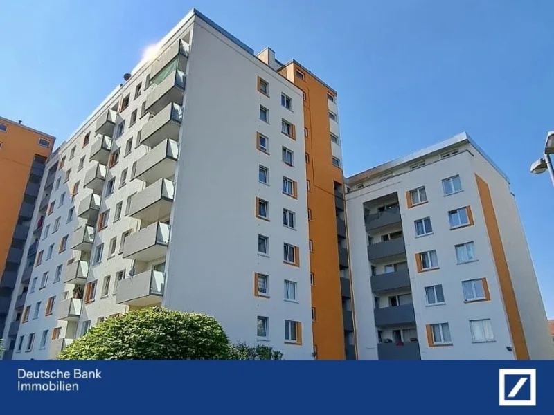 Hausansicht - Wohnung kaufen in Hanau - Hanau: Zentral gelegene 3-Zimmer- Wohnung mit gemütlichem Balkon