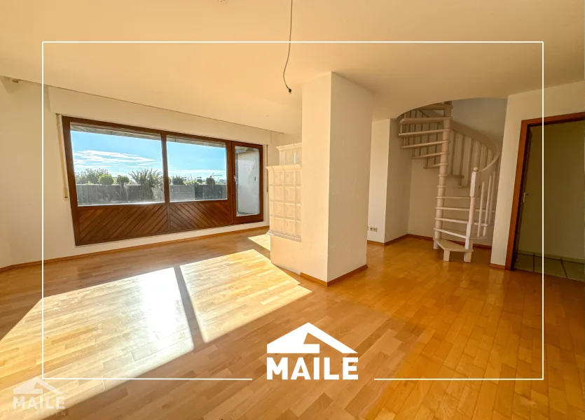  - Wohnung kaufen in Wolfschlugen - Großzügige 3,5-Zimmer Maisonettewohnung mit Dachterrasse und TG-Stellplatz!