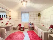 Badezimmer (EG)