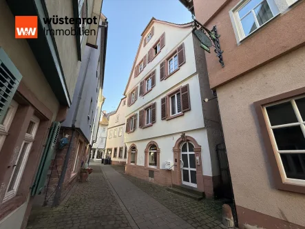 Mehrfamilienhaus im Herzen der Stadt Wertheim - Haus kaufen in Wertheim - Mehrfamilienhaus in Top-Lage. Voll vermietet Wohnen und Gewerbeim Herzen von Wertheim.