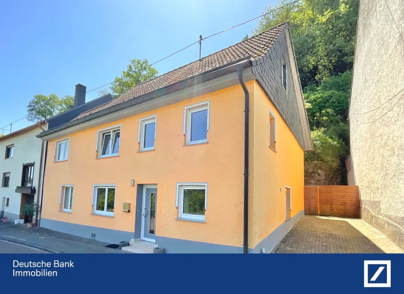 Außenansicht - Haus kaufen in Idar-Oberstein - Einfamilienhaus mit Ausbaupotenzial ist nun bereit für eine neue Familiengeschichte 