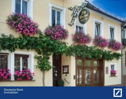 Außenansicht Vorderhaus - Gastgewerbe/Hotel kaufen in Eltville - Historische Weinstube mit Wohnung und Hinterhaus mit idyllischem Garten im Rheingau