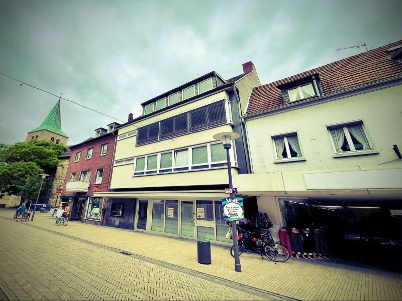 Fassade von rechts-LOMO - Zinshaus/Renditeobjekt kaufen in Dorsten - Topinvest-Immobilie Altstadt